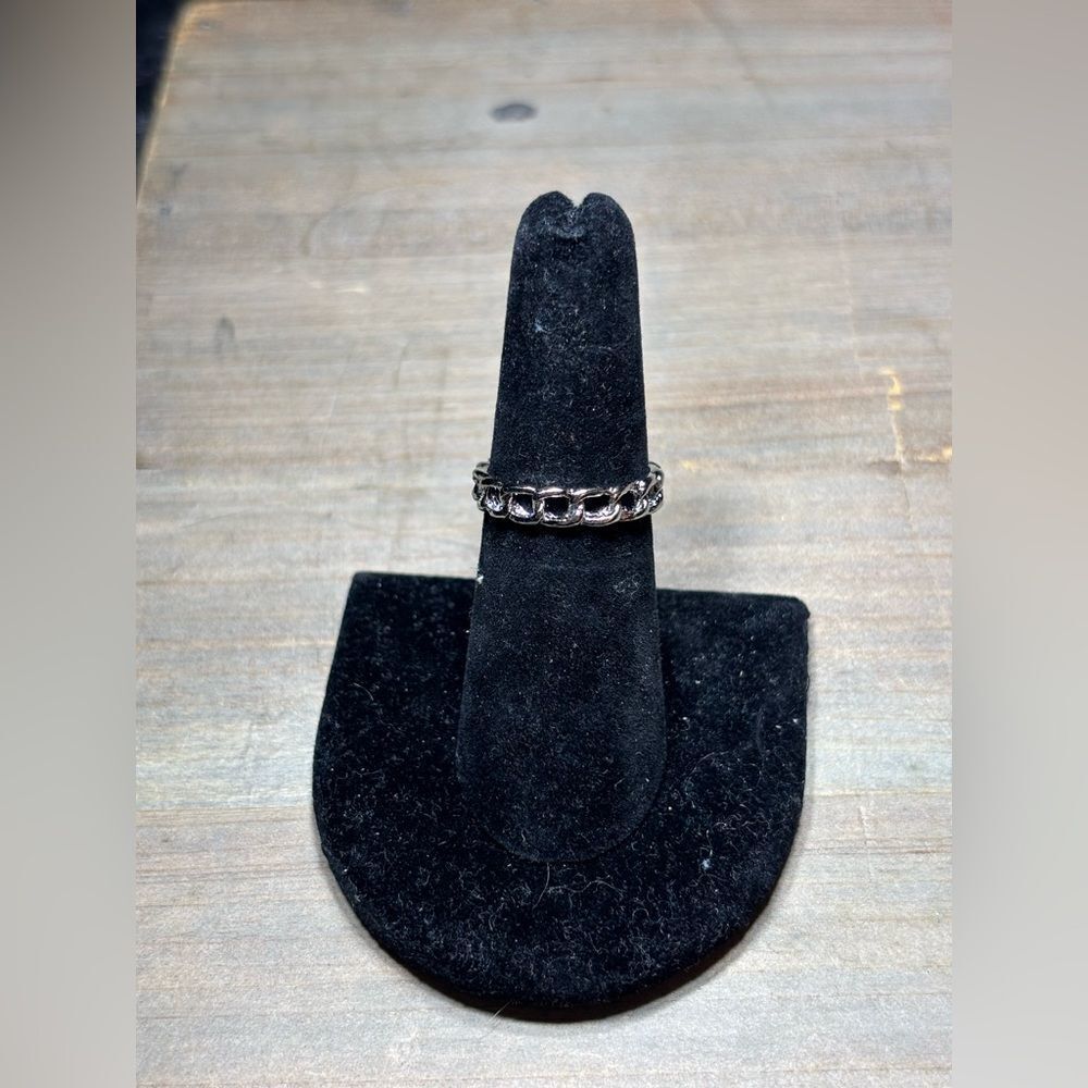 New! Silver Tone Fashion Ring Size 6.5 Costume Jewelry Hypoallergenic